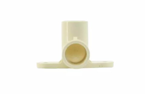 Codo 90° con oreja, rosca, CPVC